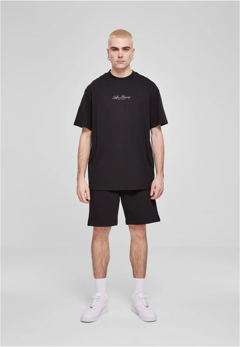 UC Oversized Mid Embroidery