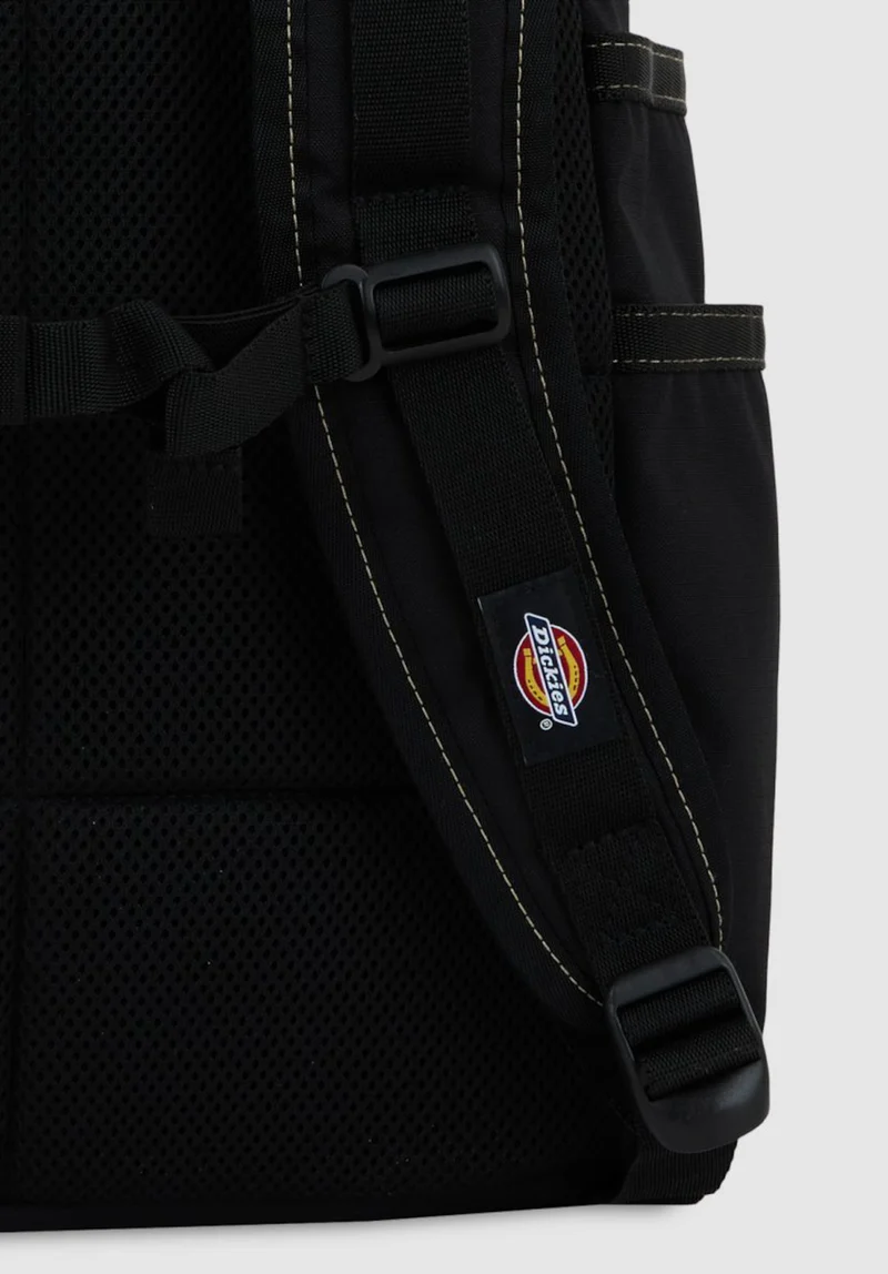 Ashville Utility Roll Top
