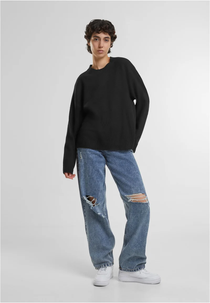 UC Soft Oversized Sweater