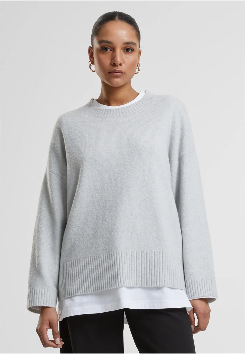 UC Soft Oversized Sweater