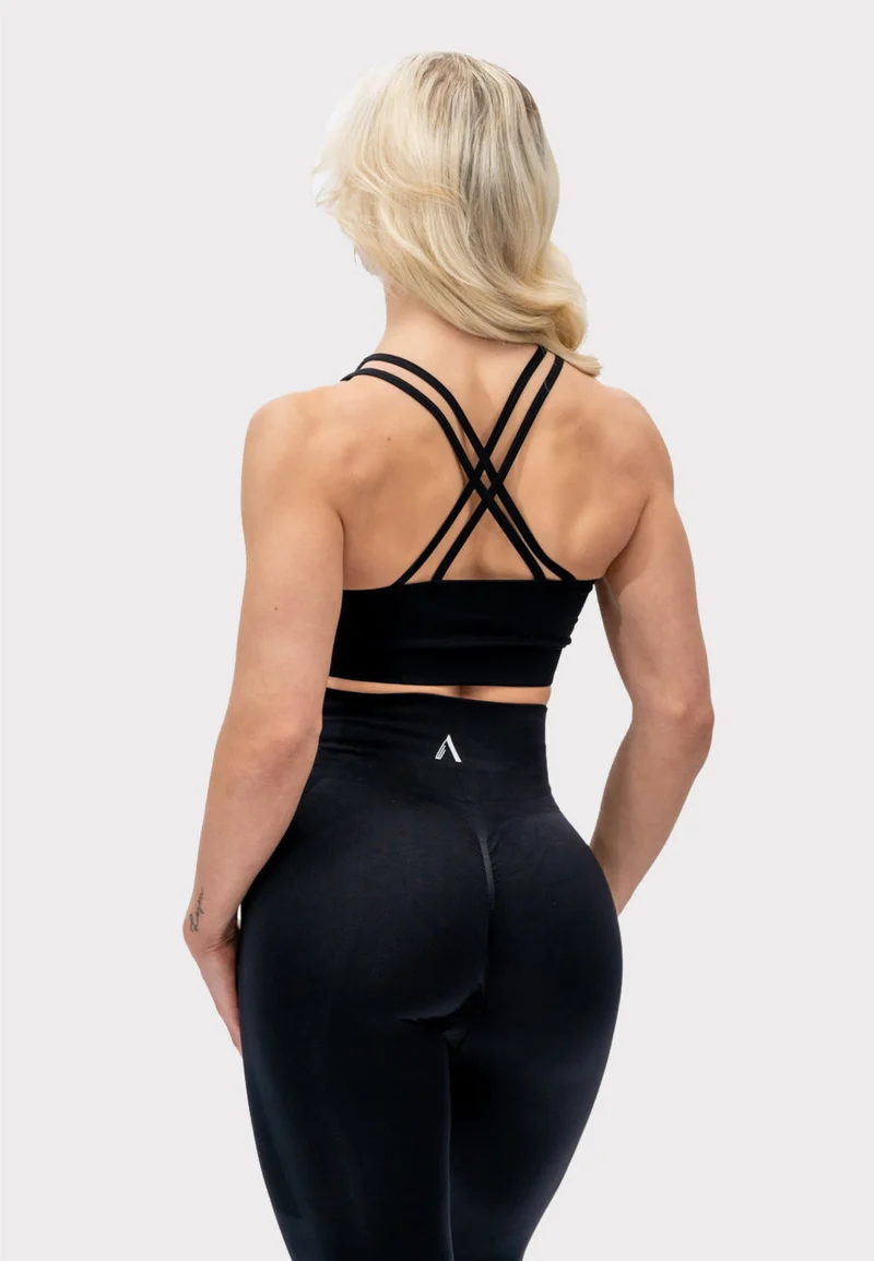 A YAS Top - Black