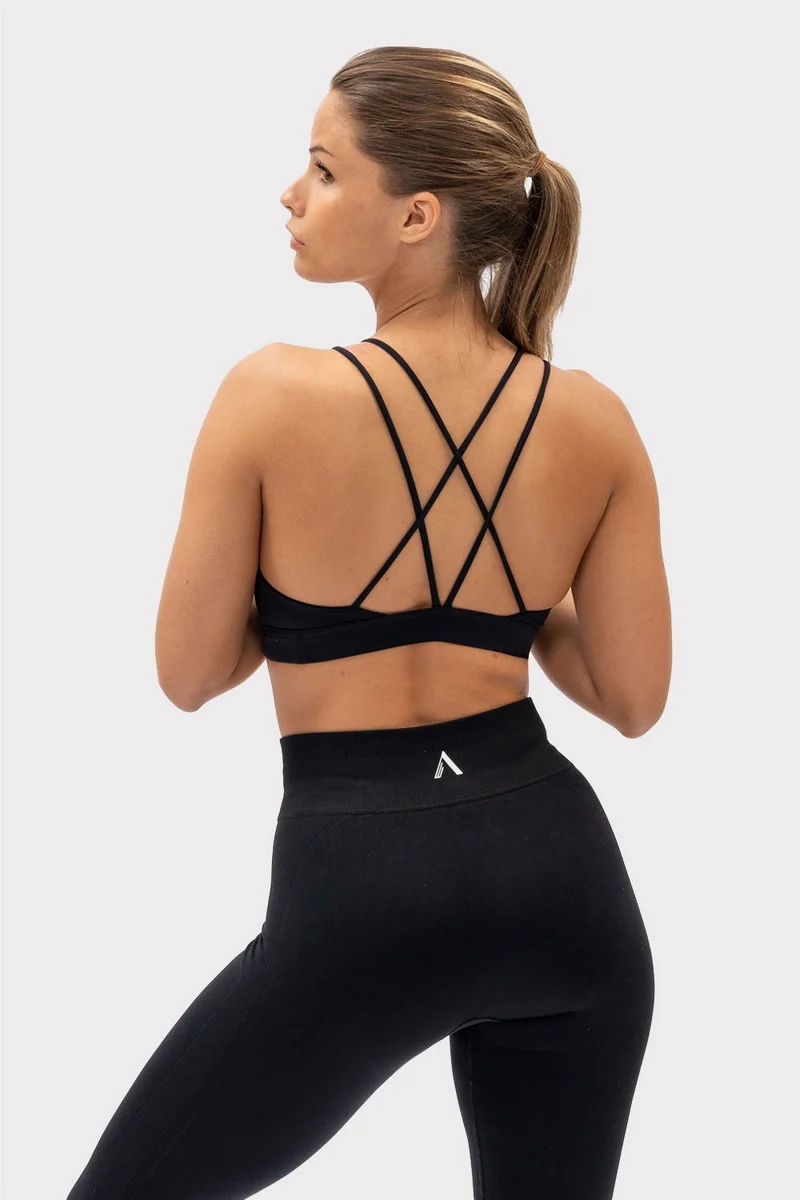 A EUPHORIA Top - Black