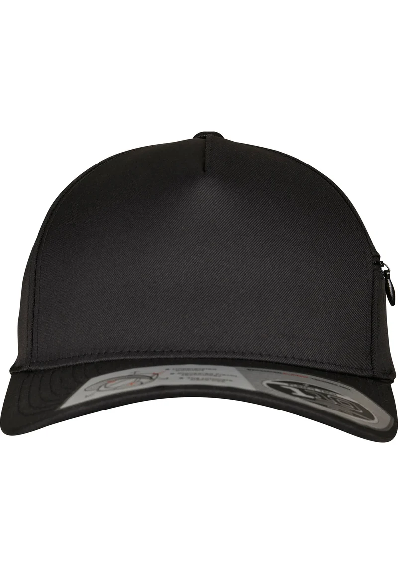 110 Pocket Snapback One Size
