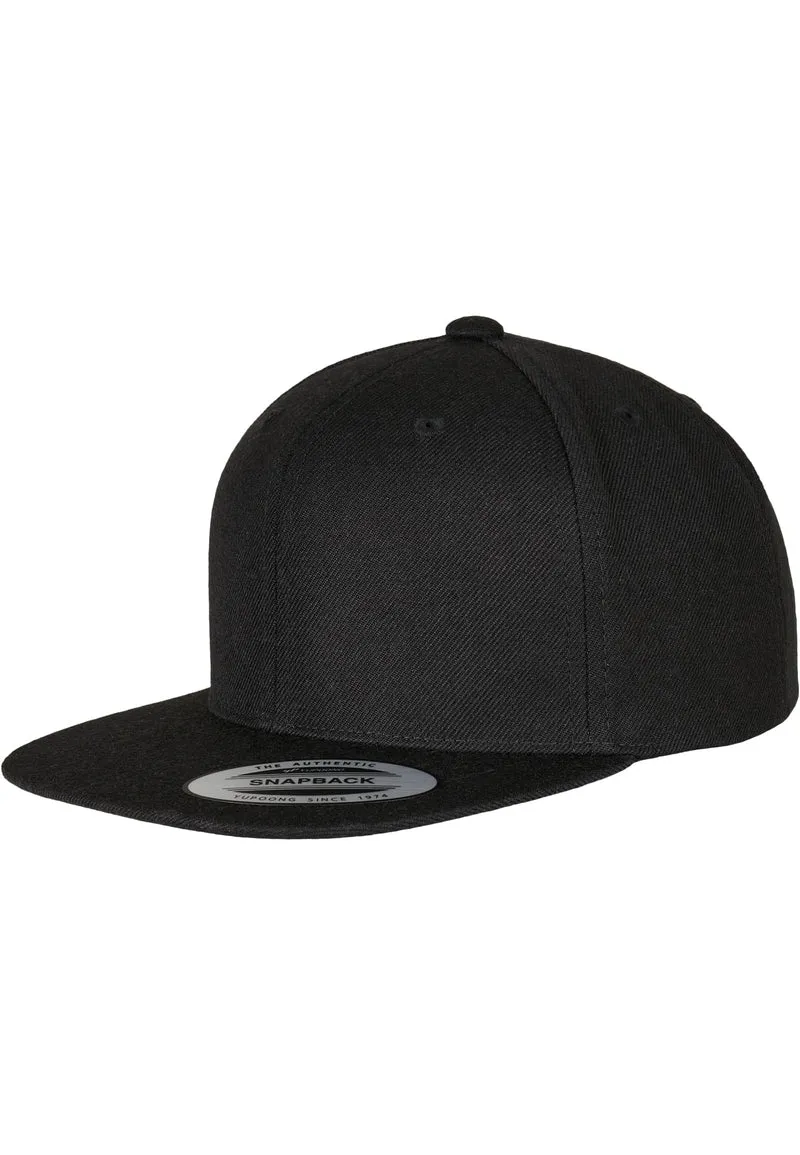 Classic Snapback One Size