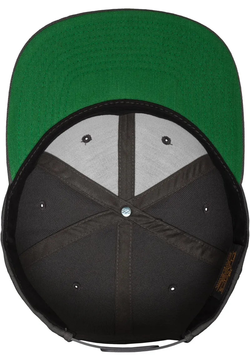 Classic Snapback One Size