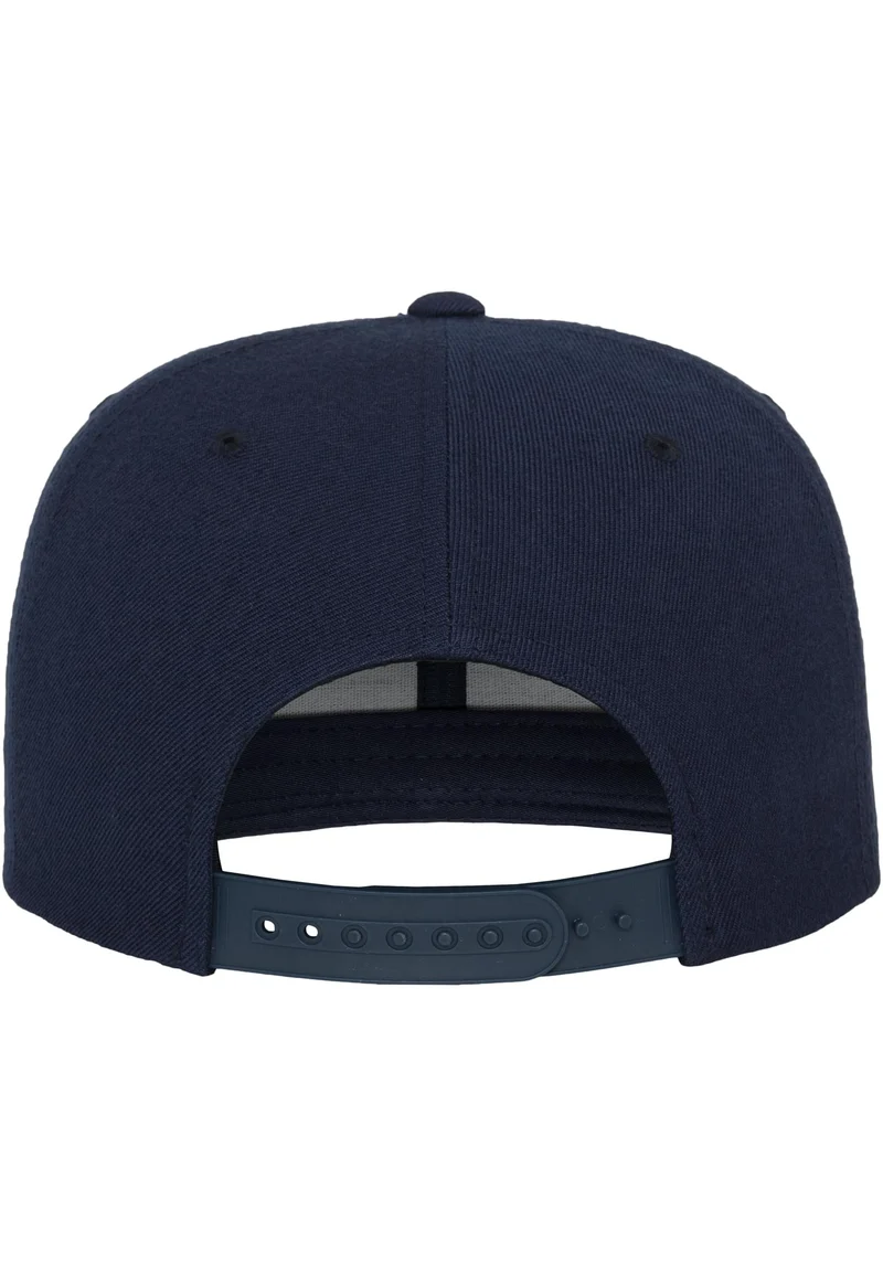 Classic Snapback One Size
