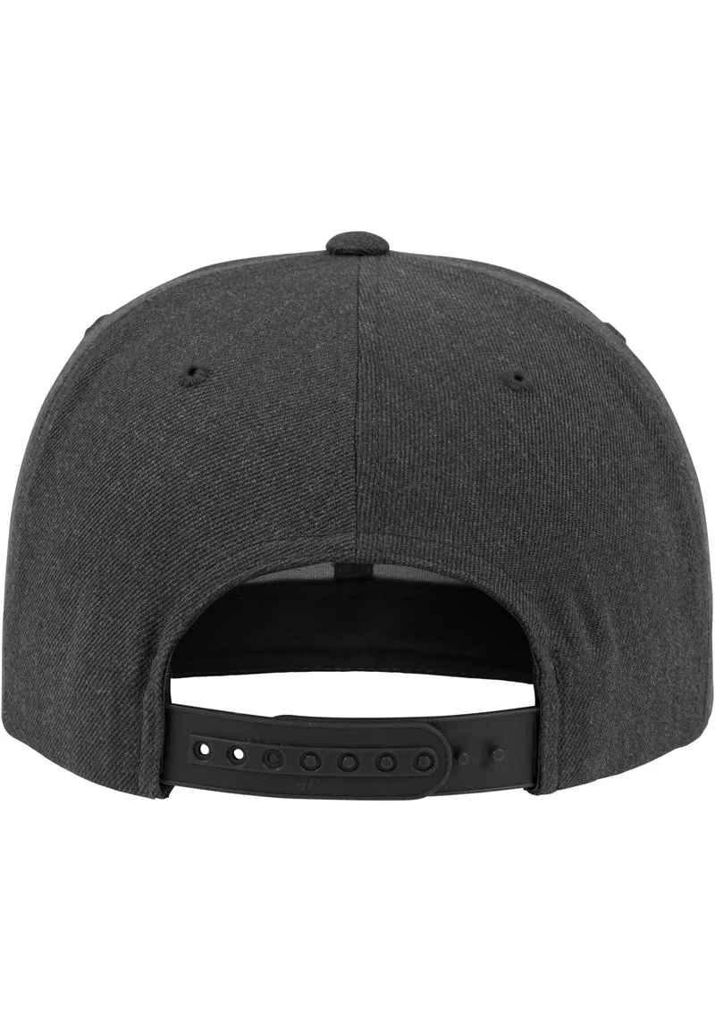 Classic Snapback One Size