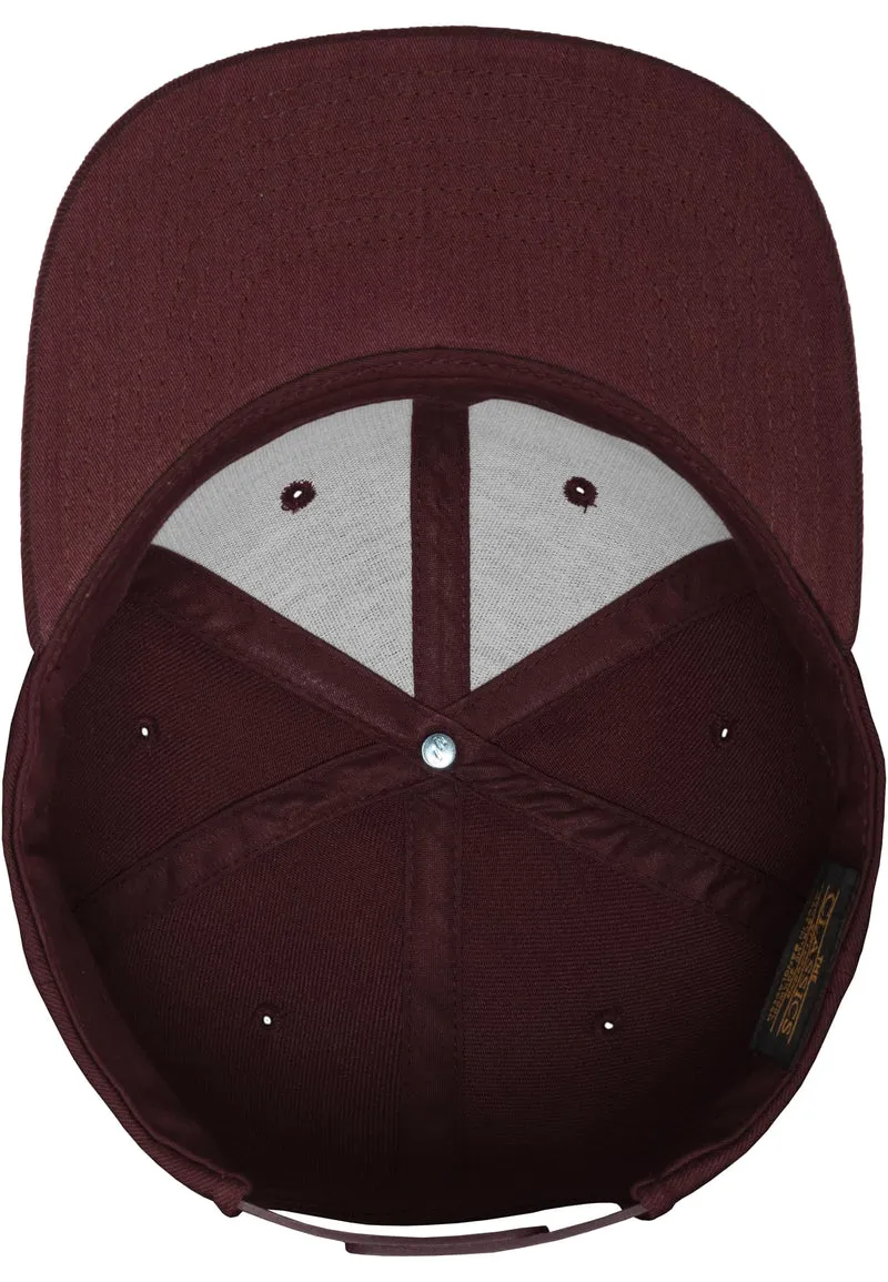 Classic Snapback One Size