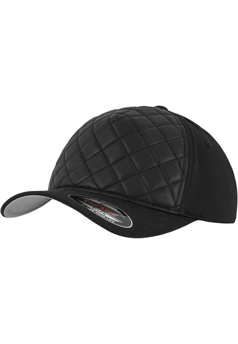 Diamond Quilted Flexfit Black Youth