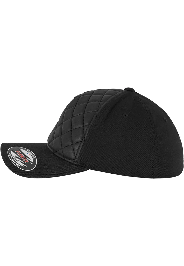 Diamond Quilted Flexfit Black Youth
