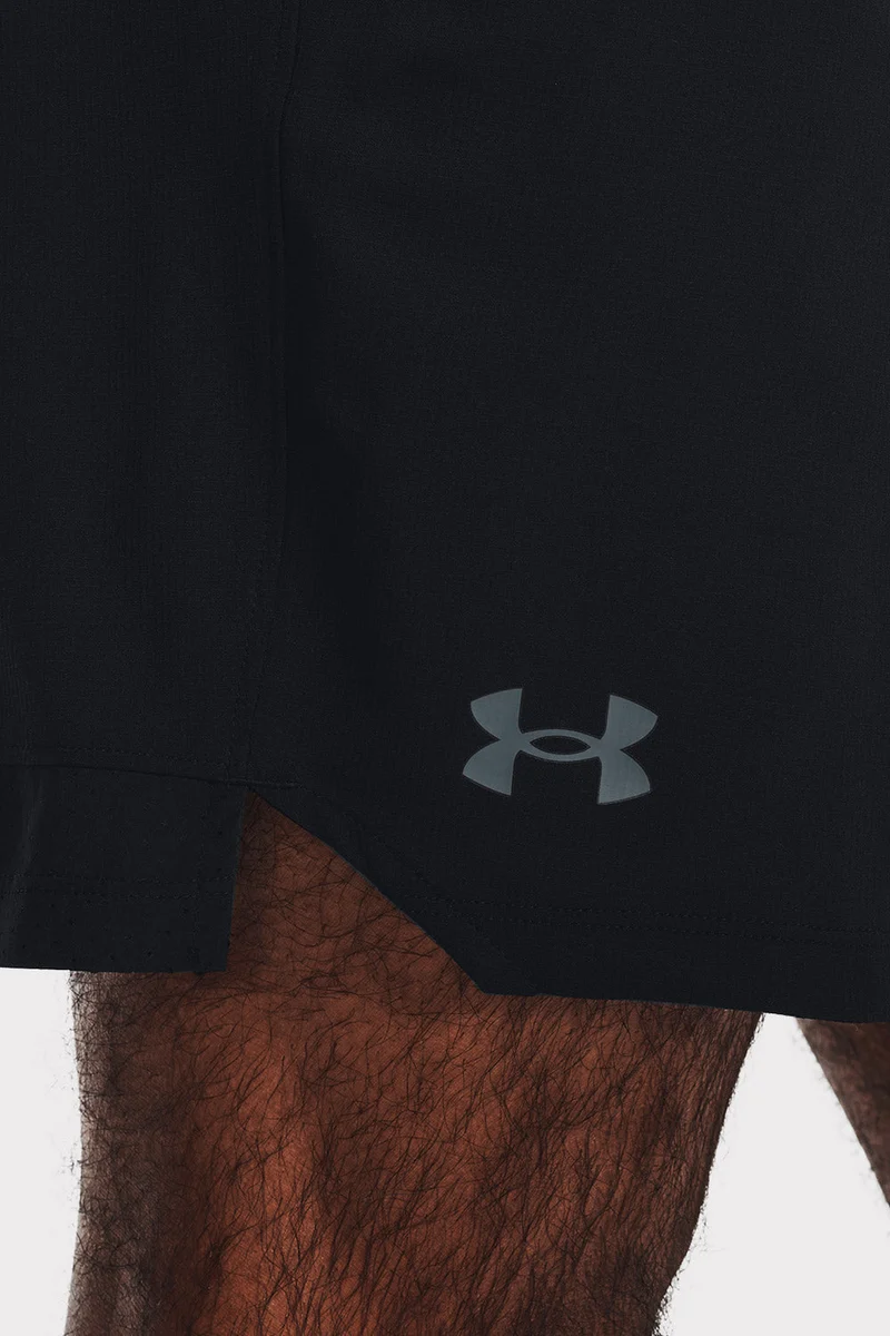 UA Vanish Woven 6in Shorts