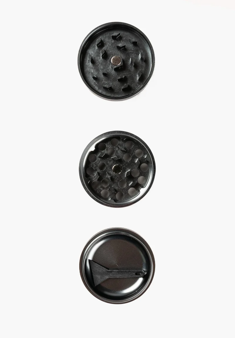Hazy Days Pocket Metal 3 Parts Mini Grinder