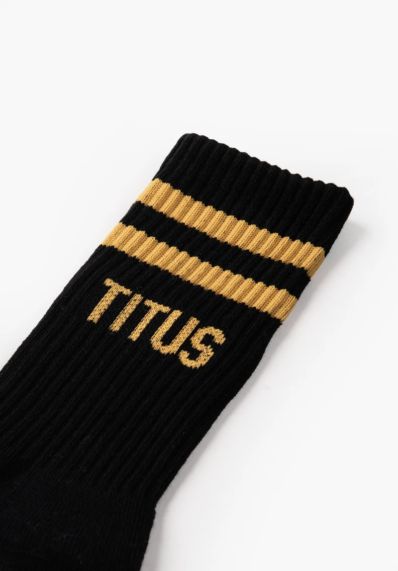 Titus Single