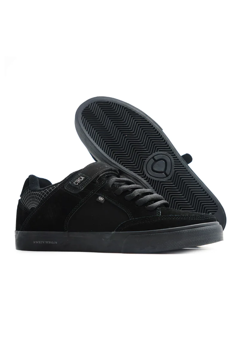 205 Vulc x Manhole