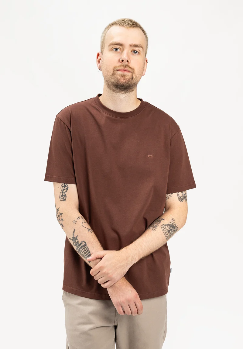 Easy Tee