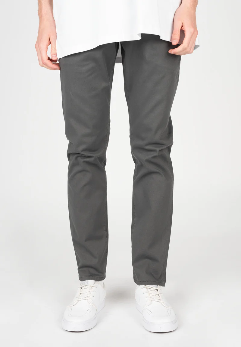 Flex Tapered Chino