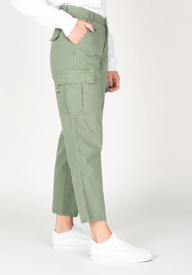 X-tra Cargo Pants