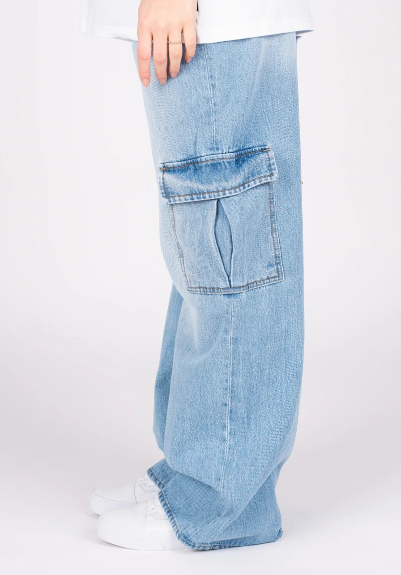 Women Mia Cargo