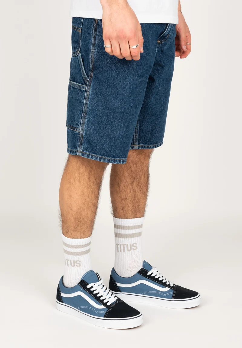 Single Knee Short