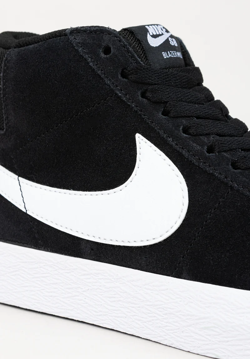 Zoom Blazer Mid