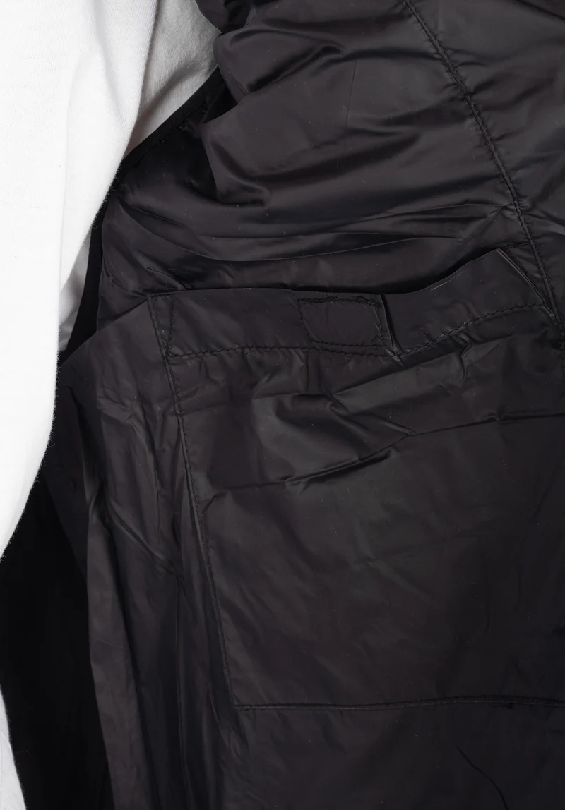 Scaly Sleeveless