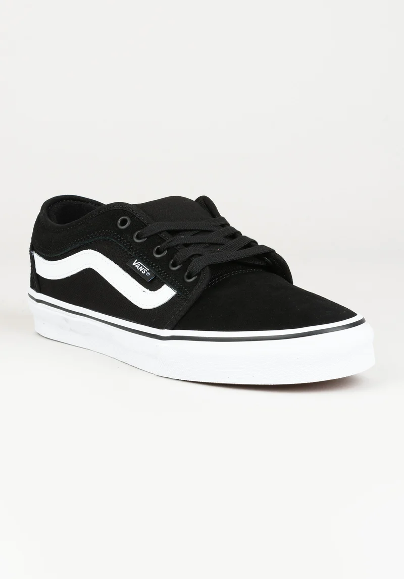 Chukka Low Sidestripe