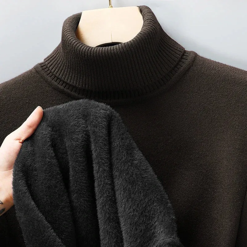 Verleihen Sie Ihrem Stil mit unserem schmal geschnittenen Herren-Rollkragenpullover das gewisse Etwas – bequem, pillingfrei und perfekt für Herbst und Winter.