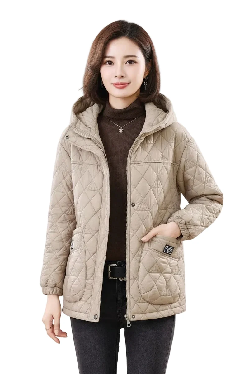 Verleihen Sie Ihrem Winter-Look mit unserer gesteppten Damen-Winterjacke das gewisse Etwas.