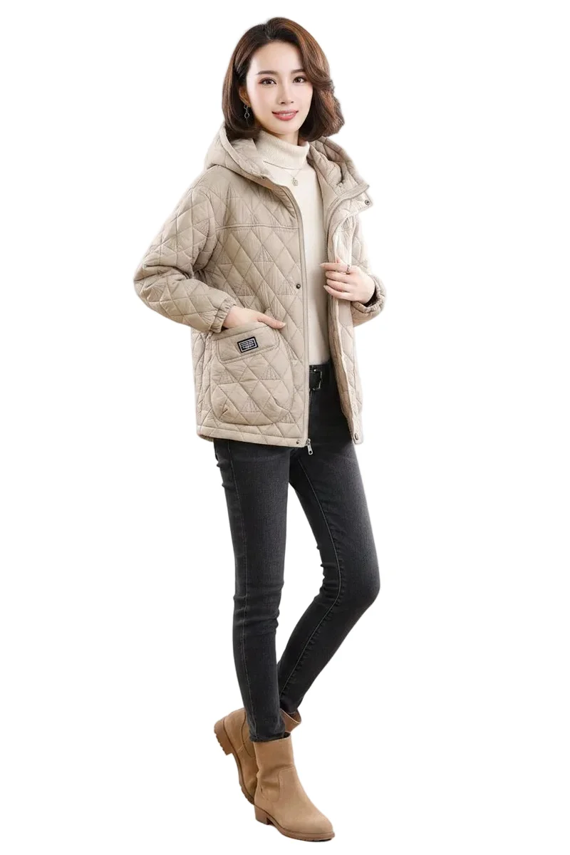 Verleihen Sie Ihrem Winter-Look mit unserer gesteppten Damen-Winterjacke das gewisse Etwas.