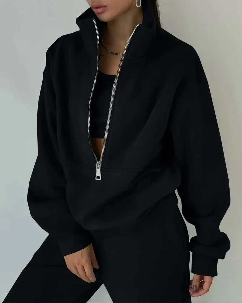Stilvoll und gemütlich: Das elegante Trainingsanzug-Set für Damen für Herbst und Winter