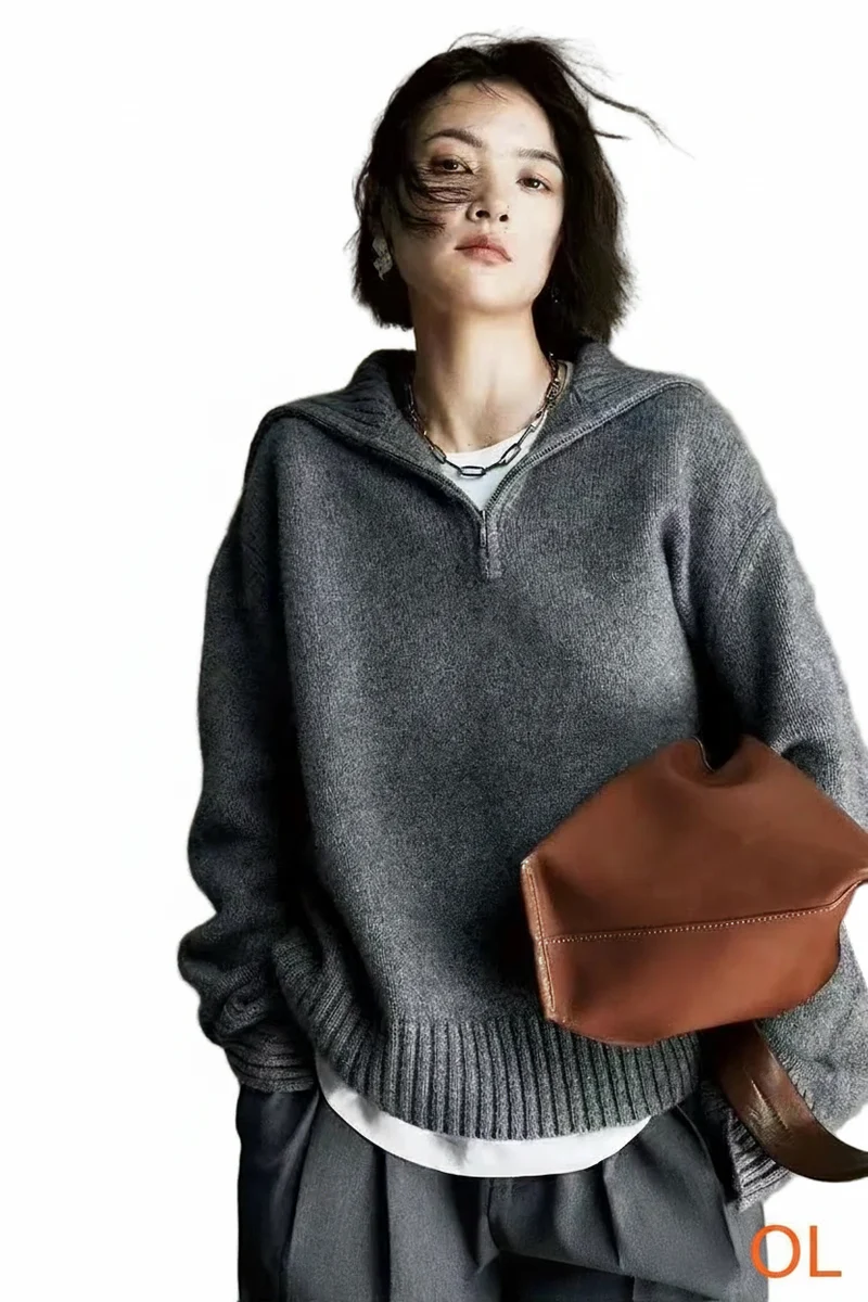 Verleihen Sie Ihrem Stil mit dem Damenpullover aus 100 % Merinowolle das gewisse Etwas.