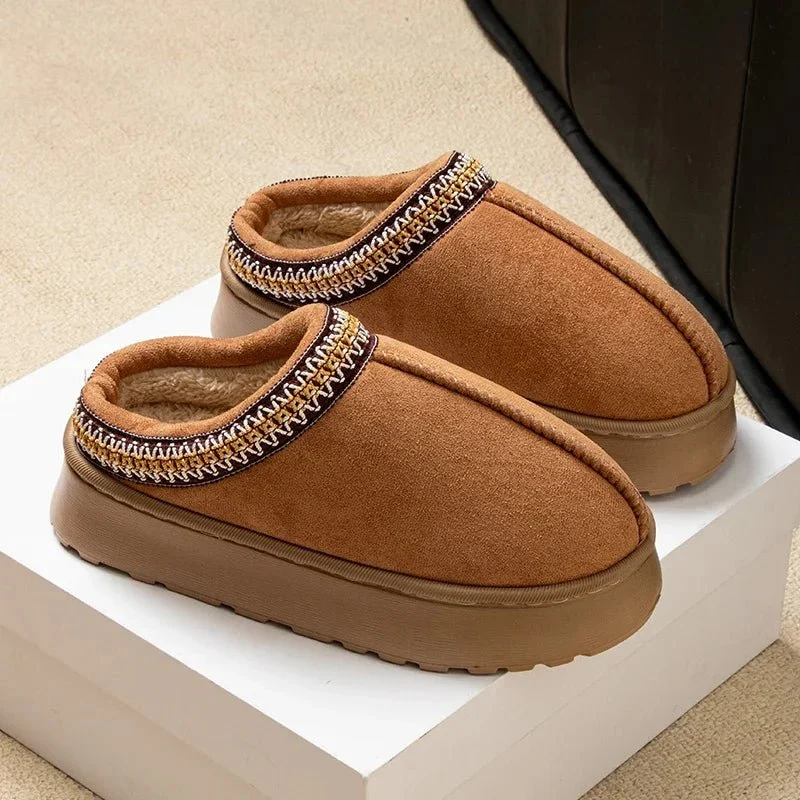 Damen-Winterpantoffeln mit Stickerei, Plüschfutter und rutschfester Sohle