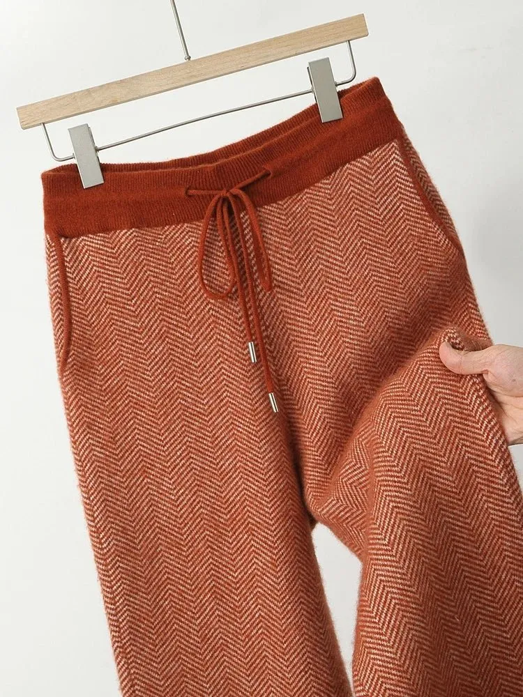 Verleihen Sie Ihrem Stil mit unserem Herren-Cardigan-Set aus Merinowolle das gewisse Etwas.
