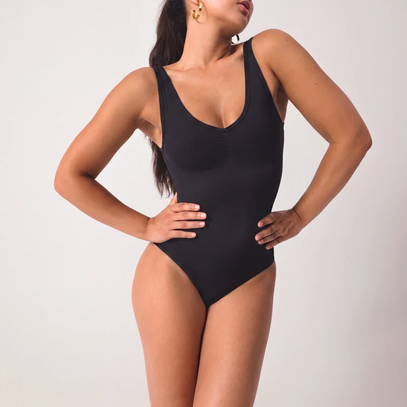 Shaping Body mit breiten Trägern | Schwarz