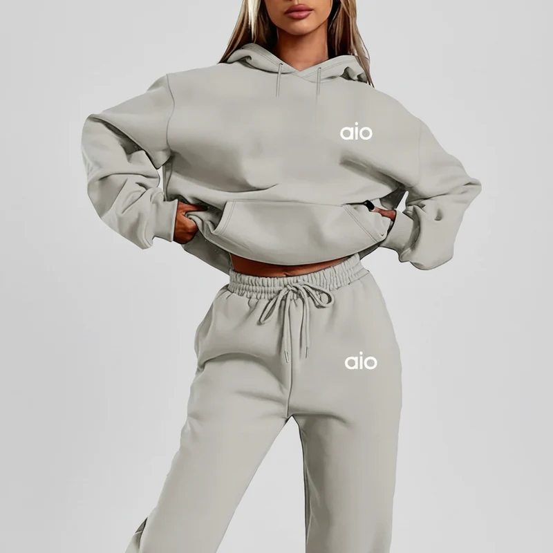 Damen-Hoodie-Set in Schwarz-Weiß – Verleihen Sie Ihrem Casual-Style Komfort und Trendbewusstsein.