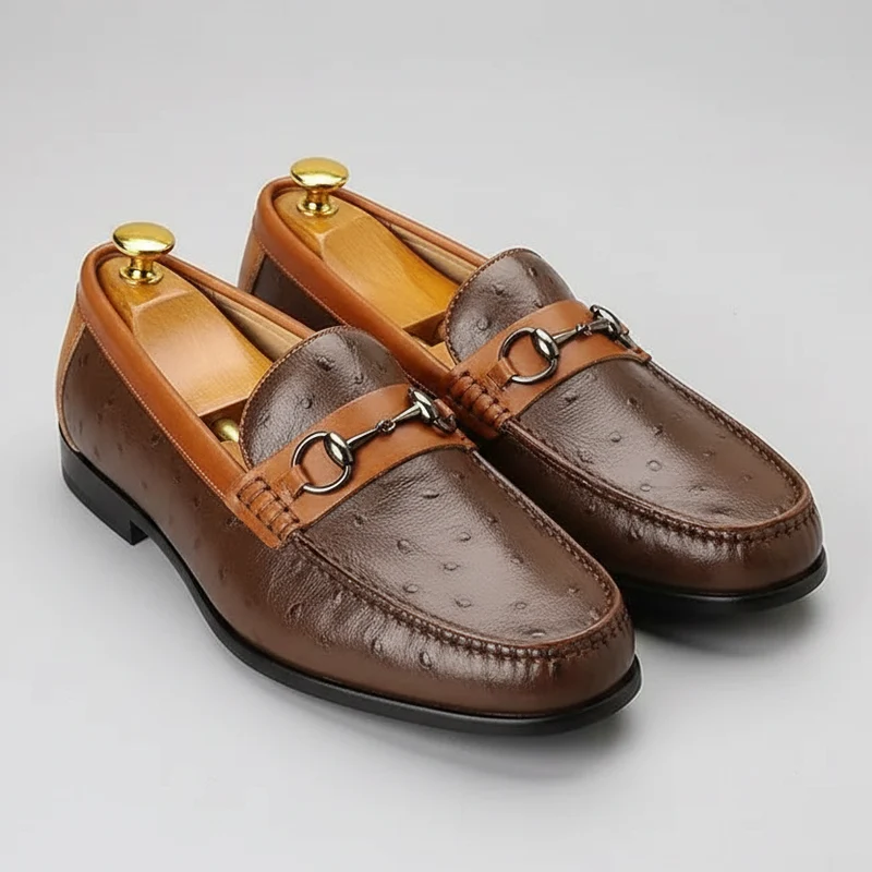 Luxuriöse Herren-Loafer mit Krokodilmuster – handgefertigte braune Slipper für formelle Anlässe im Büro