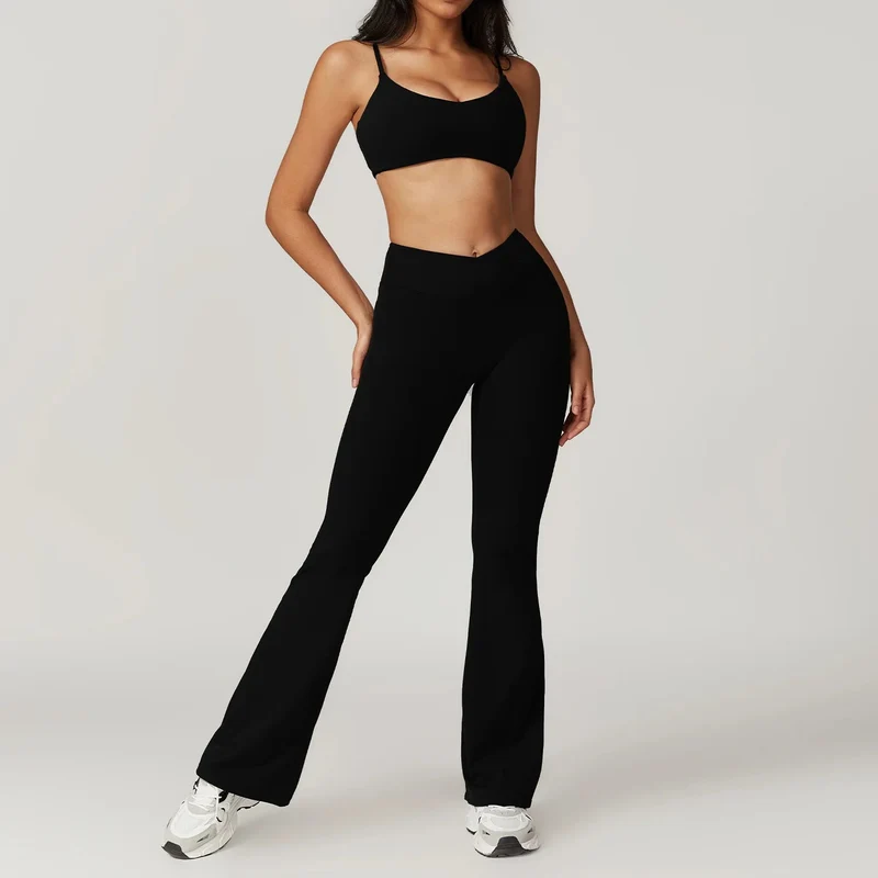 Steigere dein Workout mit dem Yoga-Set für Damen für alle Jahreszeiten.