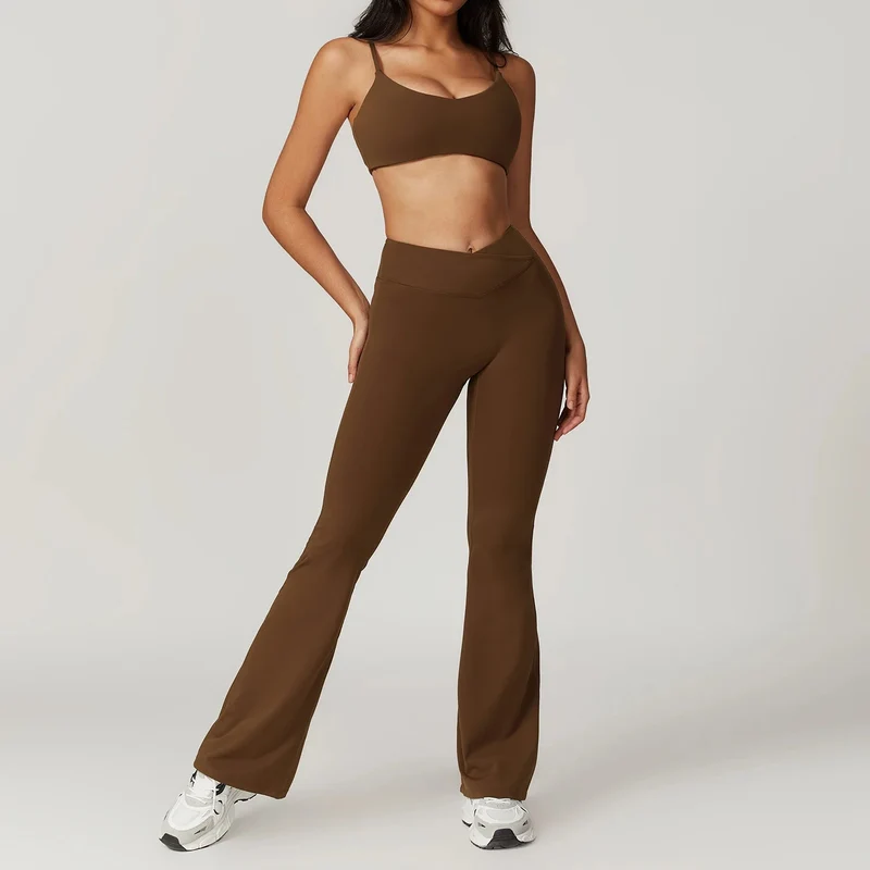 Steigere dein Workout mit dem Yoga-Set für Damen für alle Jahreszeiten.