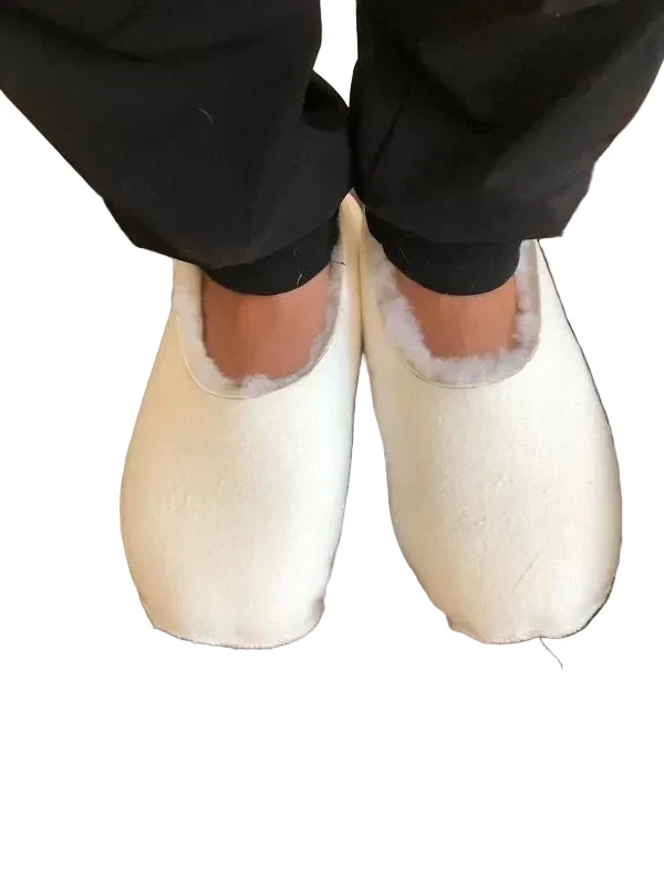 Hausschuhe aus Lammfell – Barfußschuhe aus echtem Leder für Damen und Herren