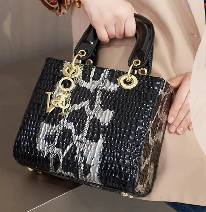 Elegante Schultertasche aus Leder für Damen – Luxuriöse Designer-Umhängetasche