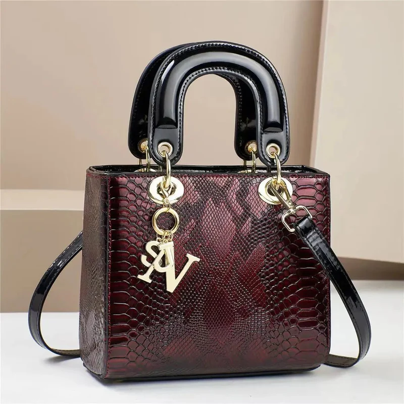 Elegante Schultertasche aus Leder für Damen – Luxuriöse Designer-Umhängetasche