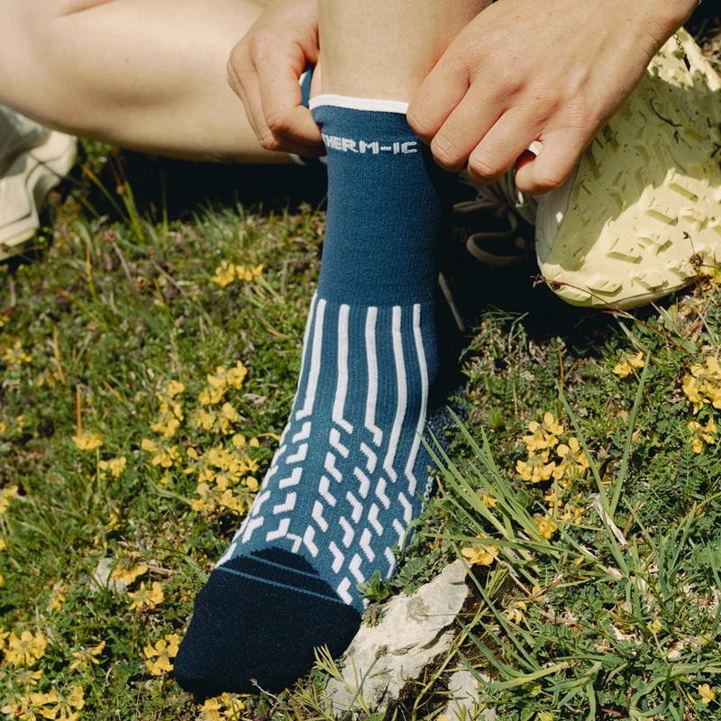 Hiking Socks - Outdoor Light Crew White/Navy