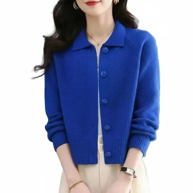 Langer Damen-Strickcardigan mit Revers – Knopfleiste, schweres, kuscheliges Strickmaterial