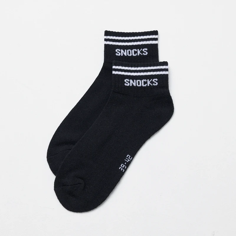 Retro Sneaker Socken | Schwarz (Streifen)