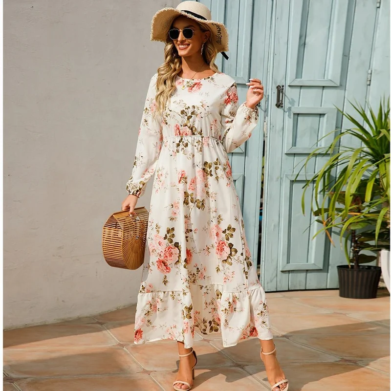 Mühelos elegant: Das geblümte Maxikleid im Boho-Stil für jeden Anlass