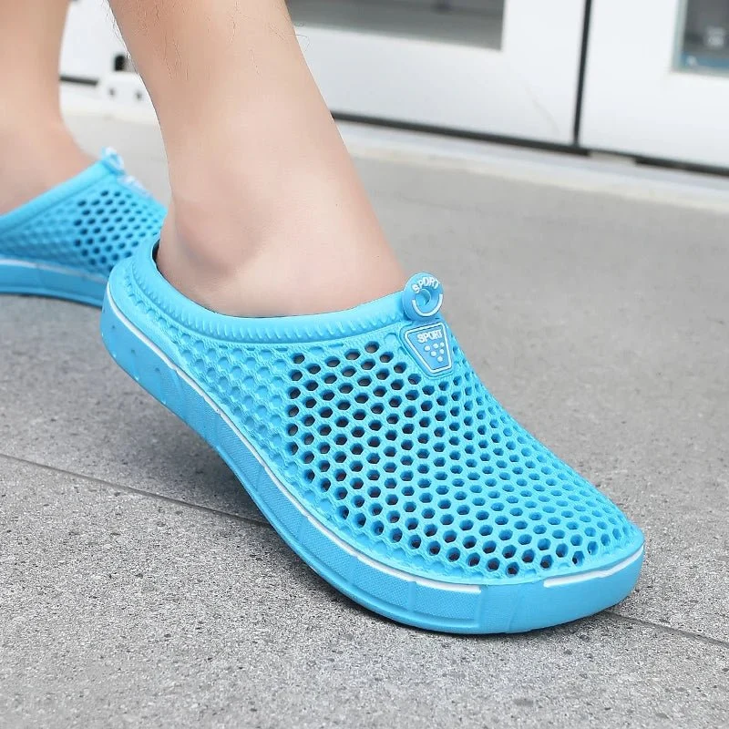 Paar-Slipper zum Hineinschlüpfen: Bequeme und atmungsaktive Sommerclogs für den Alltag