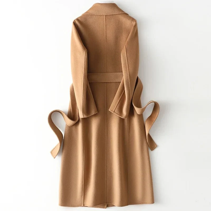 Herbstlicher Kaschmirmantel - Elegante Wolljacke mit Gürtel