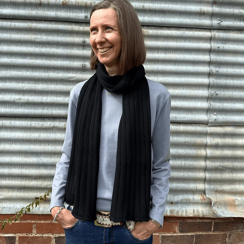 Broker Pure Merino Wool Wide Ribbed Scarf