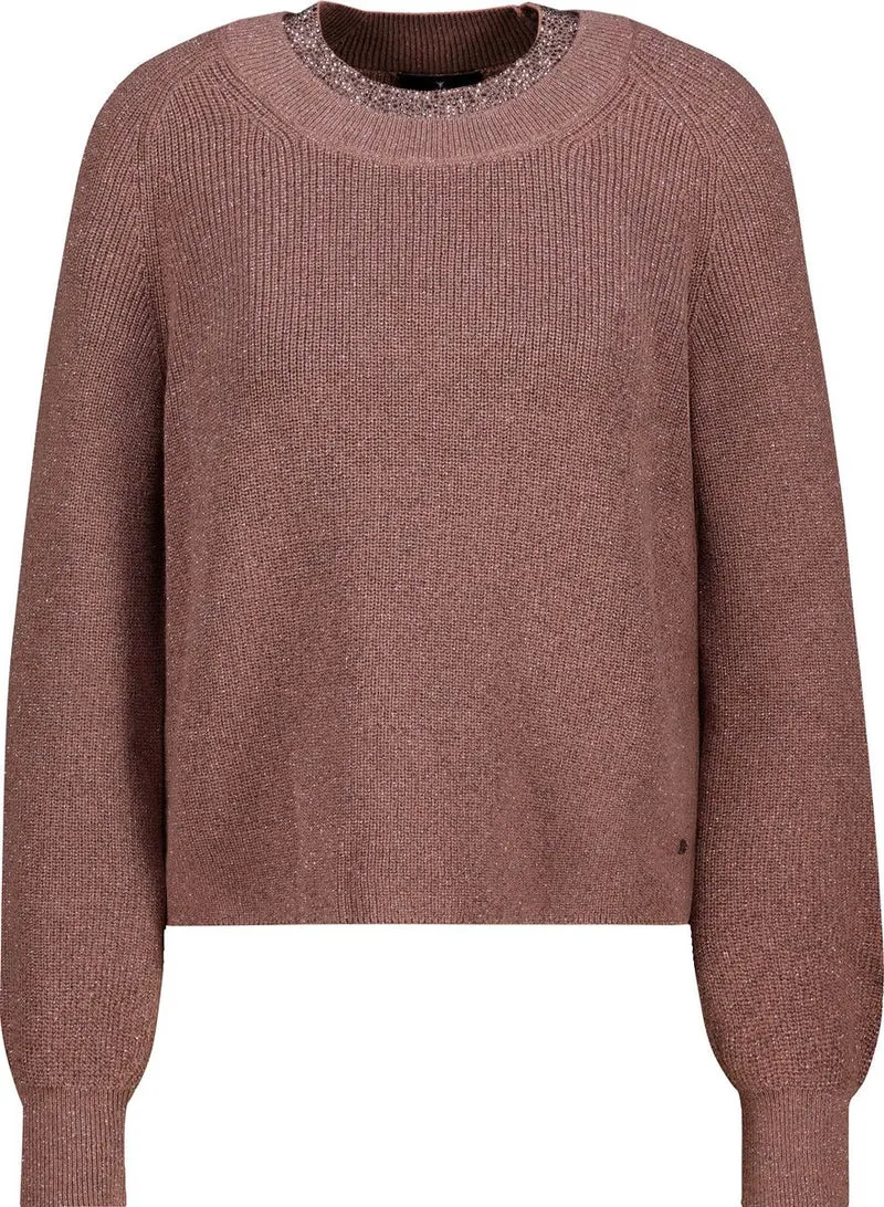 Strickpullover mit Schmuckkragen