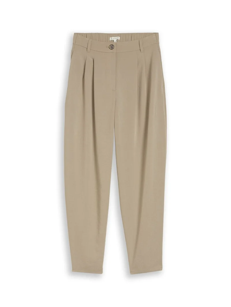 Cropped Barrel Hose